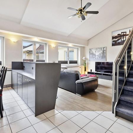 Amazing Apartment In Bremerhaven With Kitchen Luaran gambar